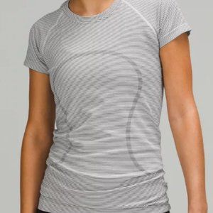 Lululemon Black and White Striped Swiftly Tech Top Size 4